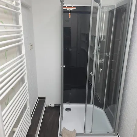 Eg Ferien- Und Monteurwohnung Mit Ac *